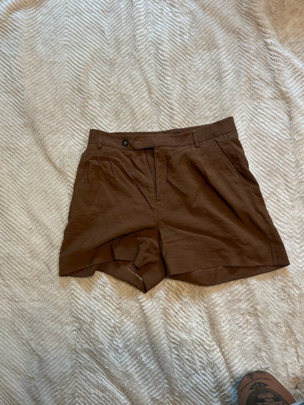 BANANA REPUBLIC HIGH WAISTED LINEN SHORTS